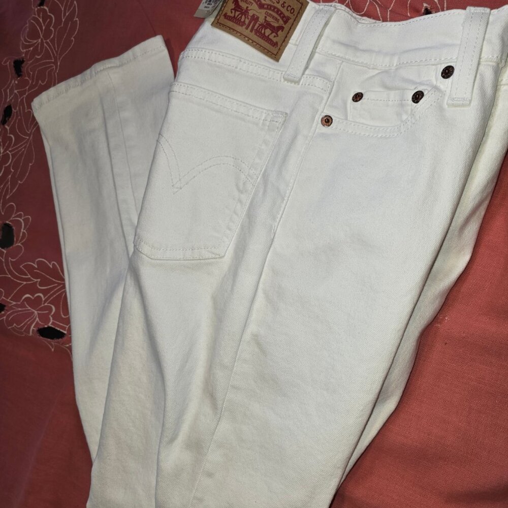 NWT Levi's White Wedgie Straight Jeans